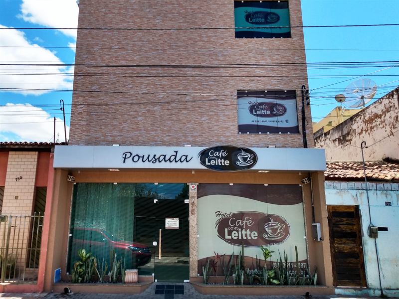 Fachada da Pousada