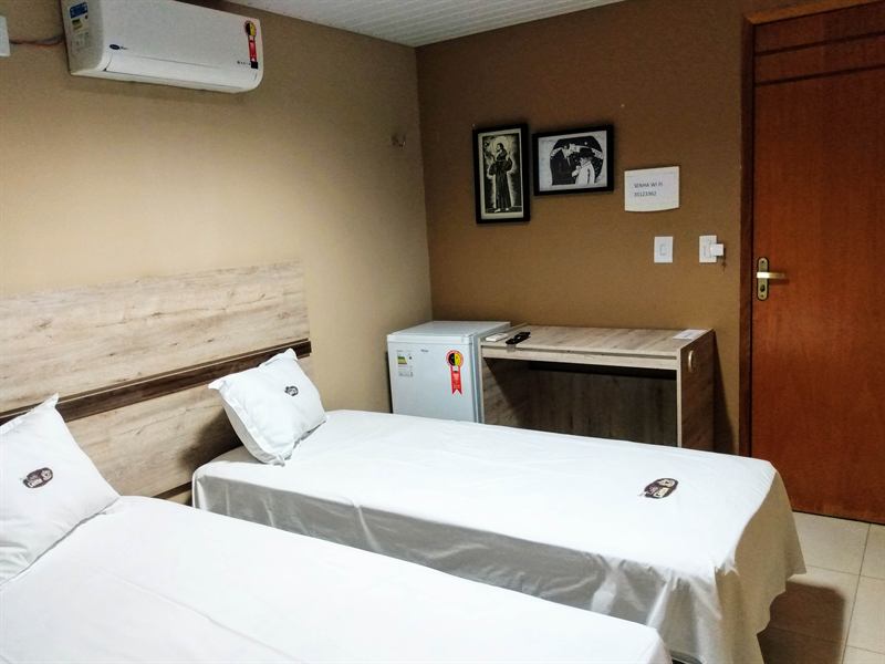 Quarto Casal